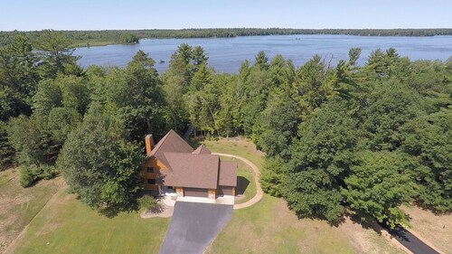 Stepaway Vacation Rentals- Stay-A-While