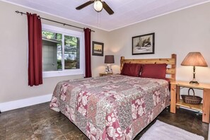 2 bedrooms, bed sheets - Stepaway Vacation Rentals-R Point of View Cabin (Saint Germain)