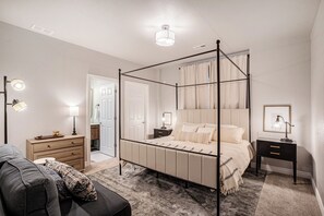 8 bedrooms, iron/ironing board, WiFi, bed sheets