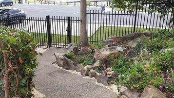 Enceinte de lâhĂ©bergement