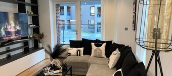 Colindale Luxury Apartment