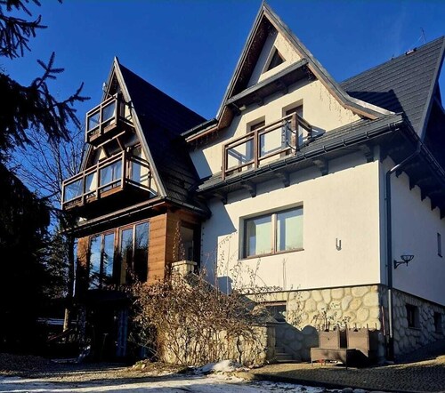 Small double room in a cosy B&B house, with a beautiful sun terrace in Tatra.