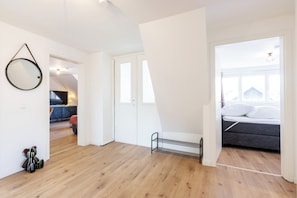 3 bedrooms, Internet, bed sheets