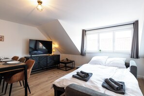 3 chambres, accĂšs Internet, draps fournis