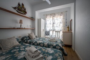 3 quartos, ferros/tábuas de passar roupa, Wi-Fi, roupa de cama