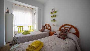 3 dormitorios, tabla de planchar con plancha, wifi y ropa de cama