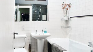 Dusche, Haartrockner