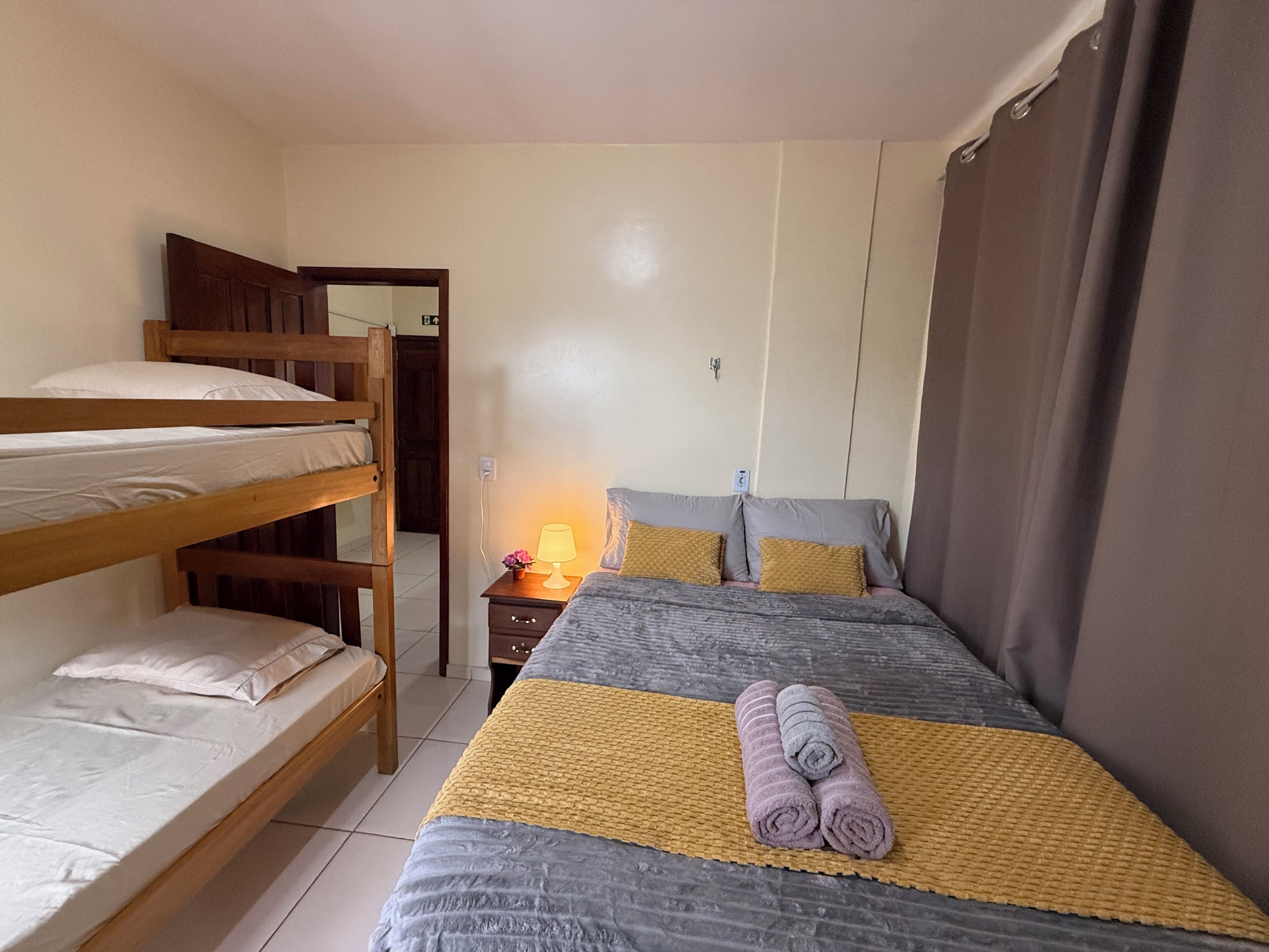 City Apartment | Free WiFi, bed sheets