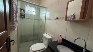 City Apartment | Bathroom