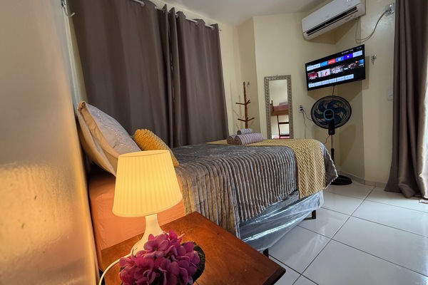 City Apartment | Free WiFi, bed sheets