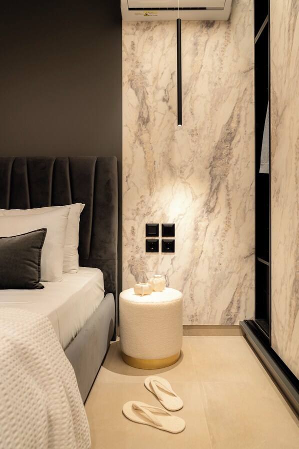 Apartment, 2 Bedrooms, Patio | Blackout drapes, soundproofing, iron/ironing board, cribs/infant beds
