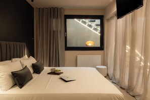 Apartment, 2 Bedrooms, Patio
