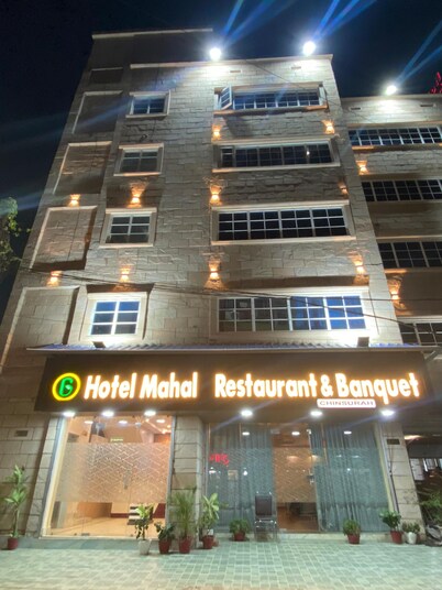 HOTEL MAHAL