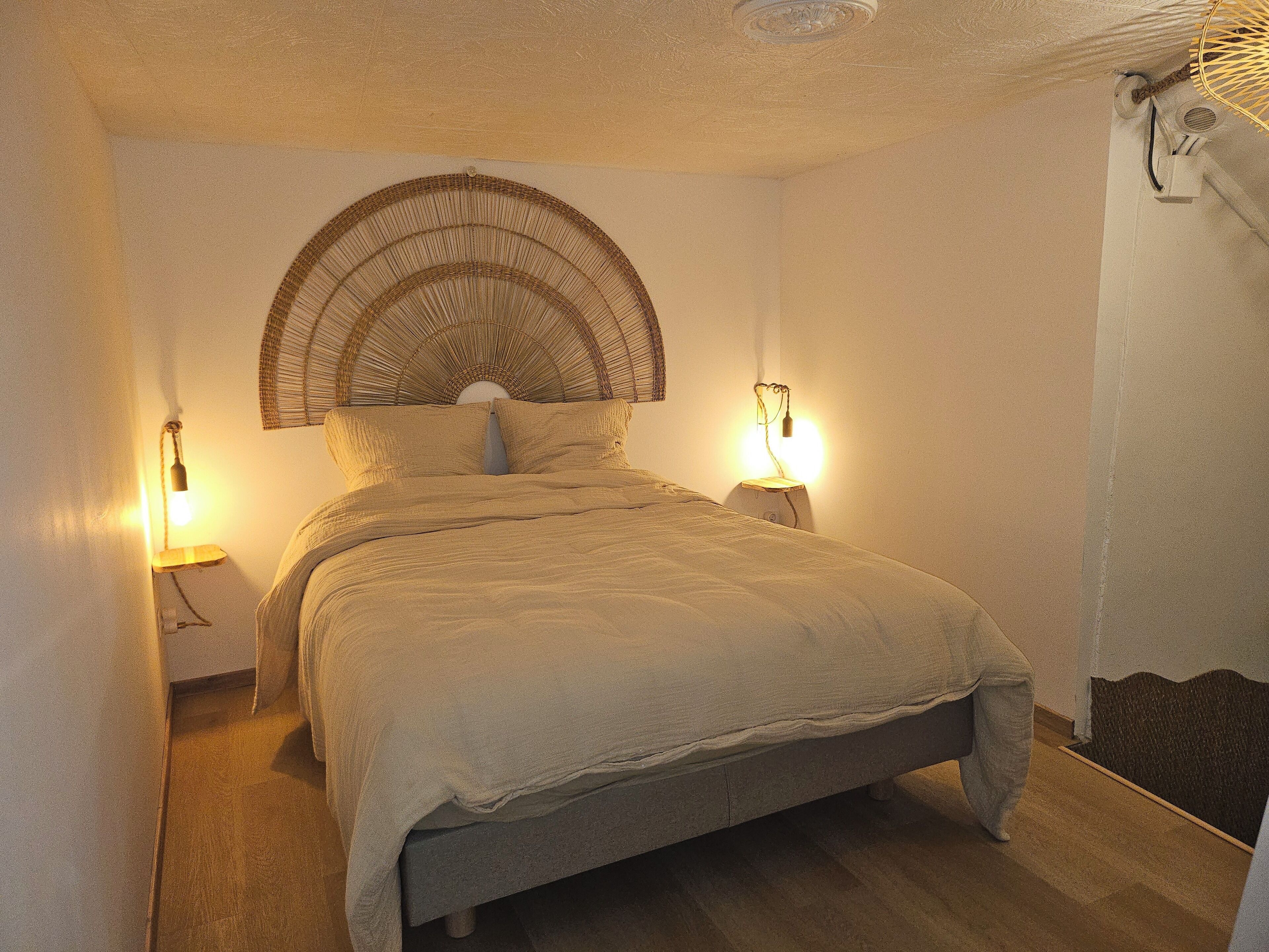 2 habitaciones, tabla de planchar con plancha y wifi gratis 