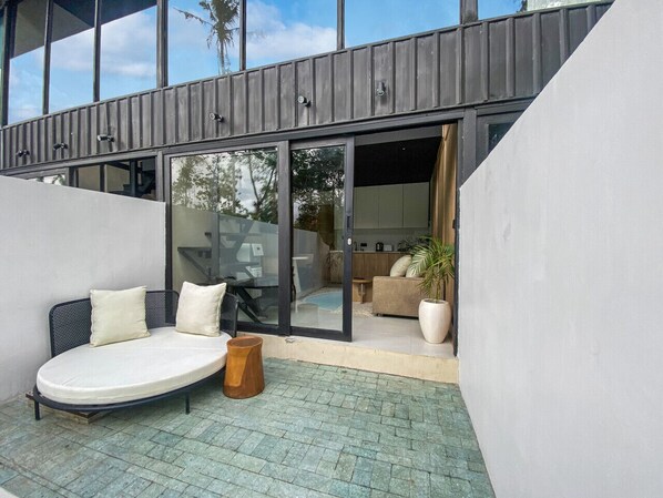 Terrace/patio - Luxury Private Pool Loft Villa (Canggu)