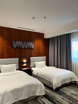 In-room safe, iron/ironing board, free WiFi