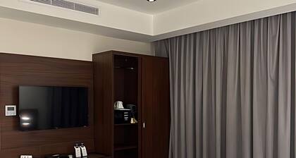 Kayan Serviced Apartments
