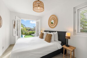 6 habitaciones, tabla de planchar con plancha y wifi gratis 