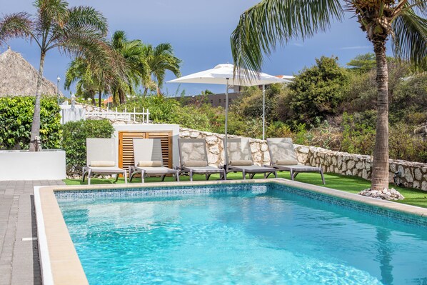 Alberca al aire libre 