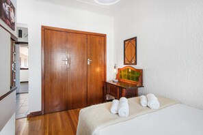 Apartment (0 Bedroom) | Interior