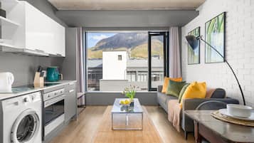 Apartment (0 Bedroom) | Interior