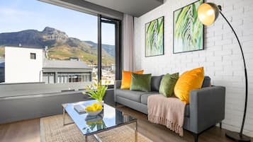 Apartment (0 Bedroom) | Front of property