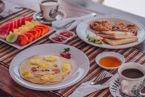 Daily buffet breakfast for a fee