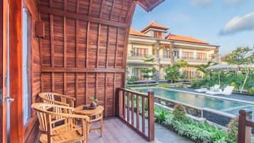 Classic-Ferienhaus, Gartenblick | Schreibtisch, laptopgeeigneter Arbeitsplatz, kostenloses WLAN