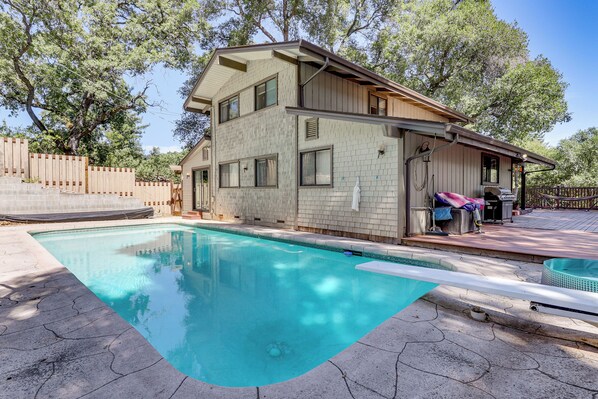 House (3 Bedrooms) | Interior - Wfh-friendly Retreat < 1 Mi to Clear Lake! (Kelseyville)
