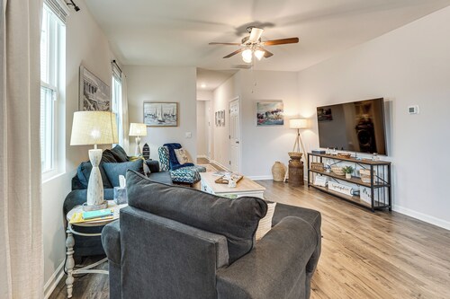 7 Mi to Dtwn Augusta! Modern Family Home