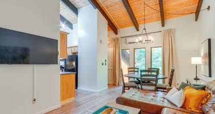 Walk to Twin Lakes: All-season Idaho Condo!