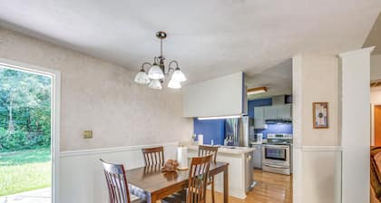 Quiet & Convenient Tallahassee Home, 4 Mi to Lake!
