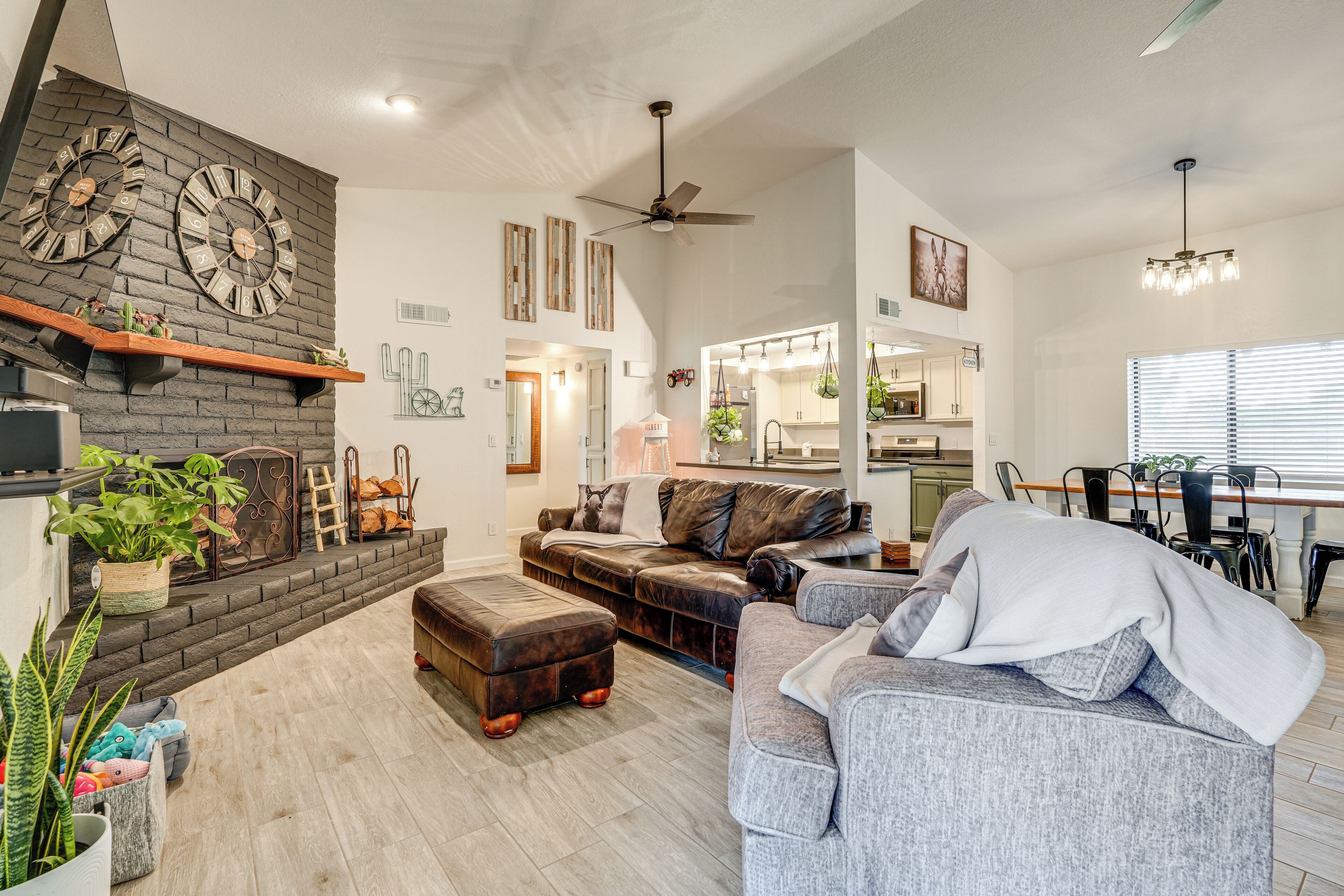 House (3 Bedrooms) | Front of property