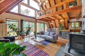 House (3 Bedrooms) | Front of property