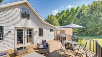 House (4 Bedrooms) | Front of property