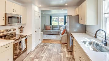 Rumah (4 Bedrooms) | Interior