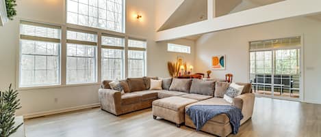 House (3 Bedrooms) | Interior