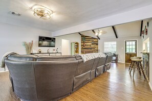 Interior - 2 Mi to South Texas Medical Center: Home w/ Patio (San Antonio)