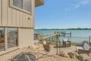 House (3 Bedrooms) | Front of property