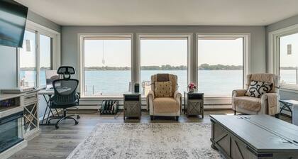 Spacious Riverfront Home w/ Dock in St Clair!