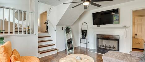 House (3 Bedrooms) | Front of property