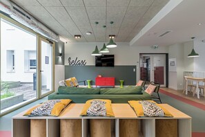 Lobby sitting area - Student Factory Rouen Champs de Mars (Rouen)