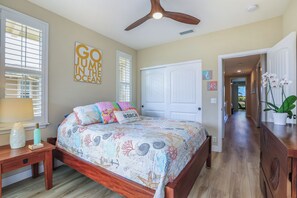 Room - Nihilani Townhouse - AC and Spacious! (Princeville)