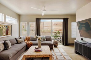 Nicht klassifiziertes Bild, 2 von 19, Schaltfläche