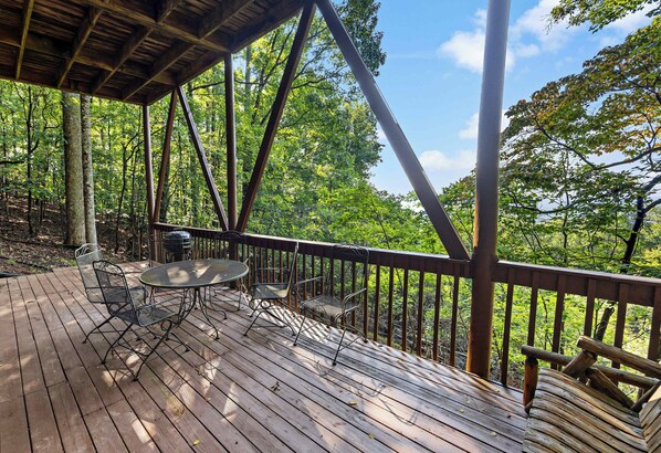 تناول الطعام بالخارج