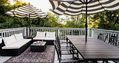 Hot tub | 4 BR Renovated | Coffee + Espresso Bar | Poker | 3 mi to Buffalo Trace