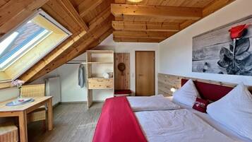 1 bedroom, WiFi, bed sheets