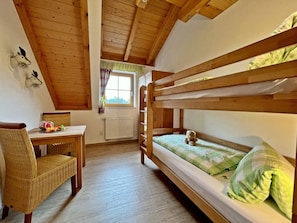 2 bedrooms, WiFi, bed sheets