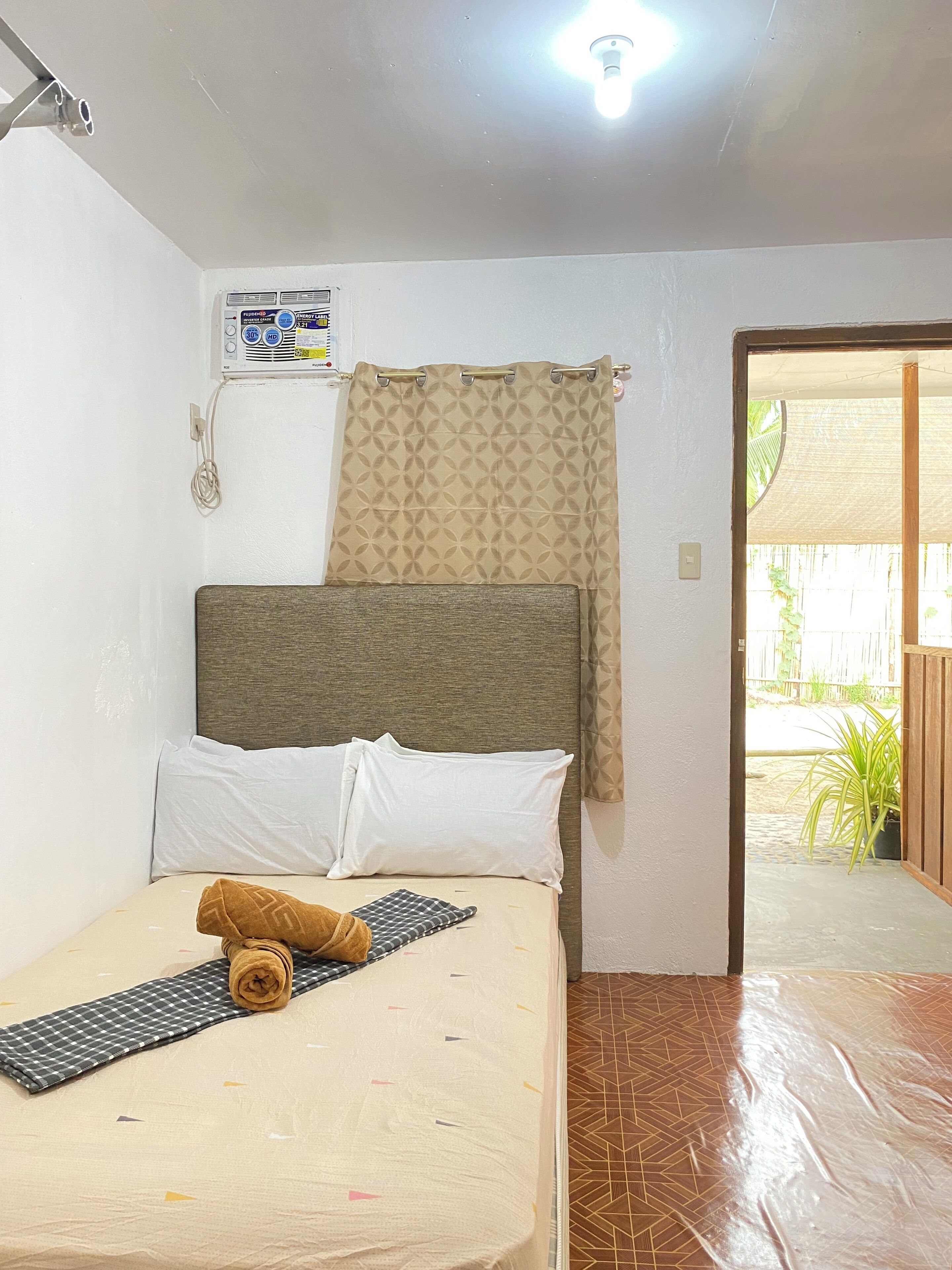 Schreibtisch, kostenloses WLAN