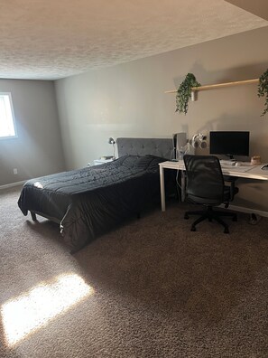 2 dormitorios y ropa de cama